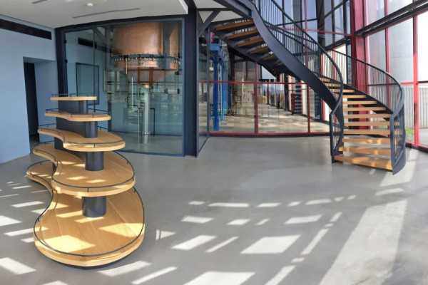 EFE RAKI SHOWROOM